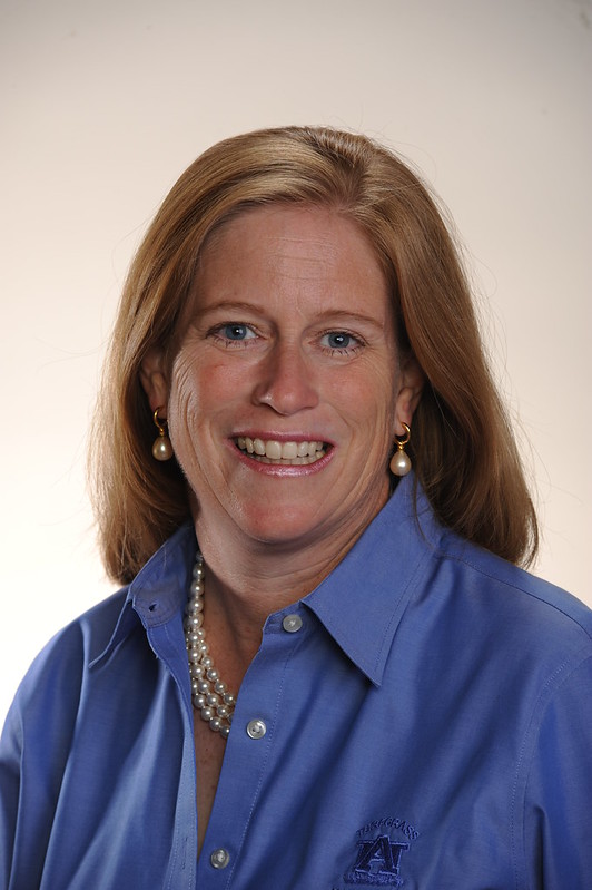 Dra. Beth Guertal